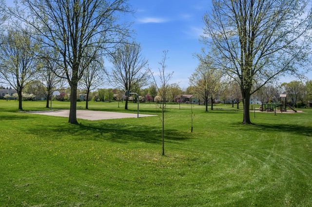 3361 Basil DRIVE, Madison, WI 53704