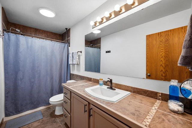3361 Basil DRIVE, Madison, WI 53704