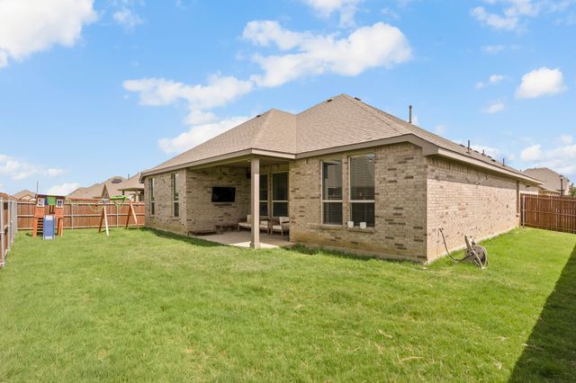 3724 Twin Pines Drive, Grand Prairie, TX 76065