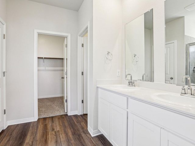 100 Woodbrook DR, Georgetown, TX 78674
