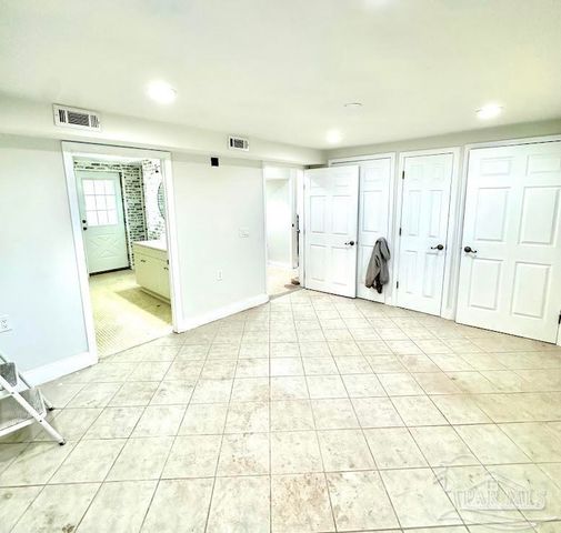 5406 Tomlinson Rd, Pensacola, FL 32526