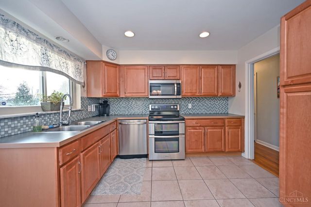 7311 Timberknoll Drive, Sycamore Twp, OH 45242