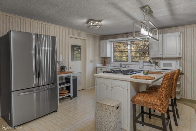 9210 Belcher Hwy, Oil City, LA 71061