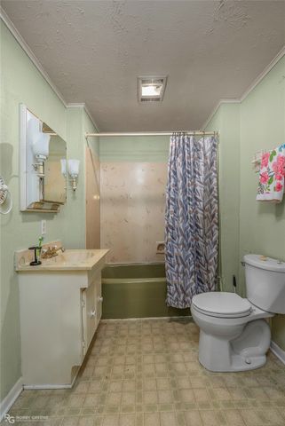 9210 Belcher Hwy, Oil City, LA 71061