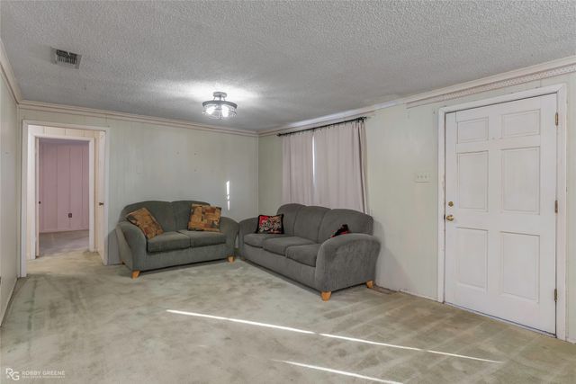 9210 Belcher Hwy, Oil City, LA 71061