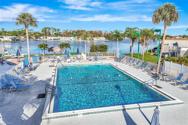 10827 Little Heron CIR, Estero, FL 33928