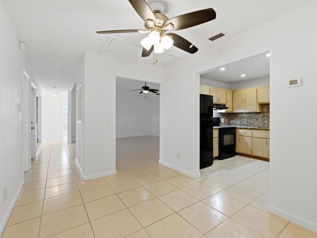 1020 Manor Drive 1-C, Palm Springs, FL 33461