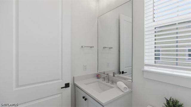 129 Pearl ST, Fort Myers Beach, FL 33931