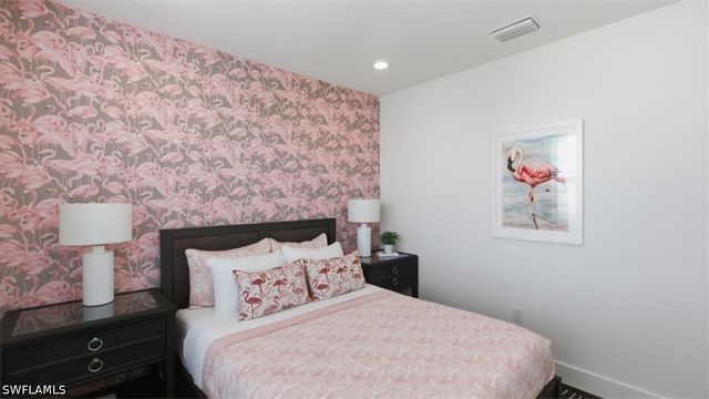 129 Pearl ST, Fort Myers Beach, FL 33931