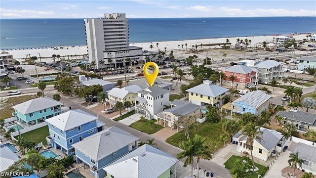 129 Pearl ST, Fort Myers Beach, FL 33931