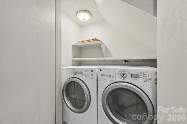 231 Wakefield Drive A, Charlotte, NC 28209