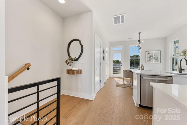 138 Red Azalea Lane 24, Charlotte, NC 28217