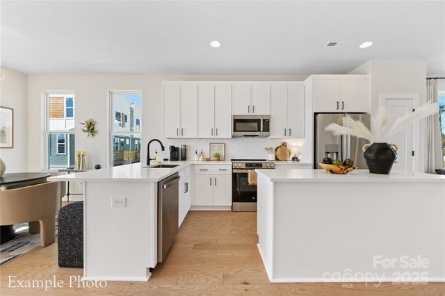 138 Red Azalea Lane 24, Charlotte, NC 28217