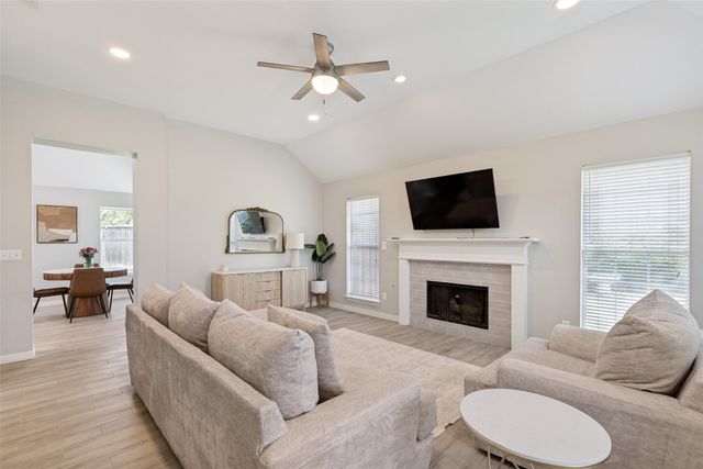 10060 Danbury Drive, Frisco, TX 75035