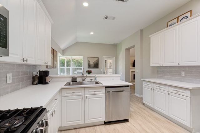 10060 Danbury Drive, Frisco, TX 75035