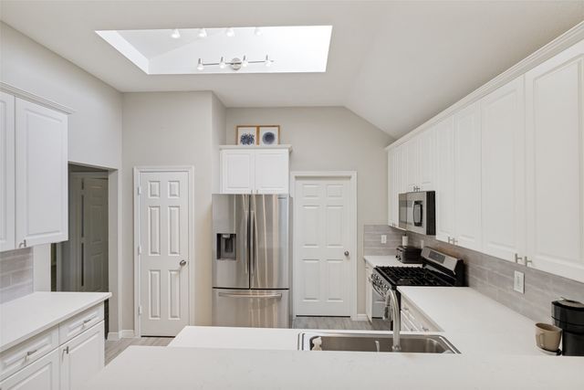 10060 Danbury Drive, Frisco, TX 75035
