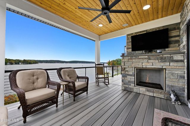 1 Garside Rd Extension, Saratoga Springs, NY 12866