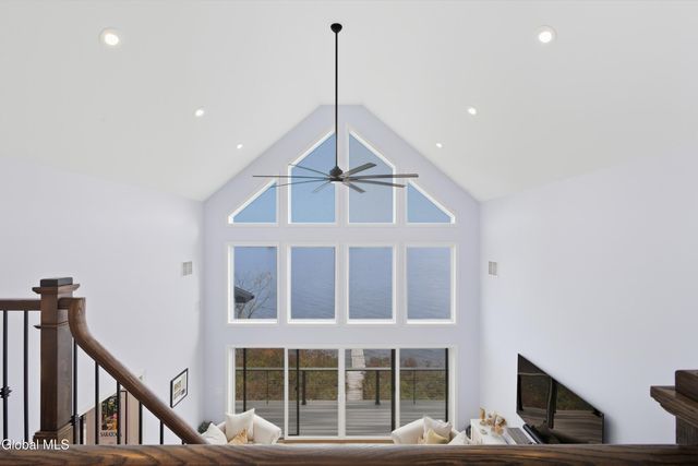 1 Garside Rd Extension, Saratoga Springs, NY 12866