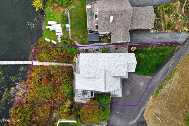 1 Garside Rd Extension, Saratoga Springs, NY 12866