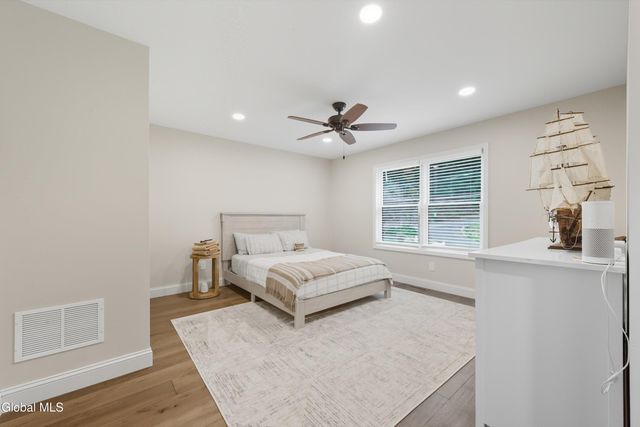 1 Garside Rd Extension, Saratoga Springs, NY 12866