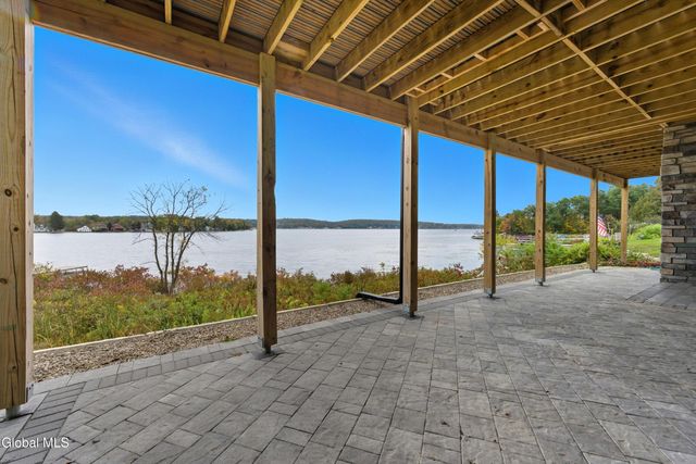 1 Garside Rd Extension, Saratoga Springs, NY 12866