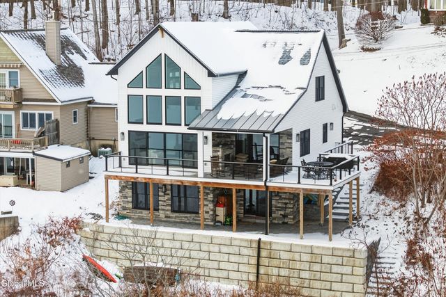 1 Garside Rd Extension, Saratoga Springs, NY 12866