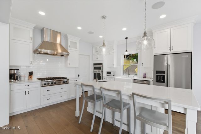 1 Garside Rd Extension, Saratoga Springs, NY 12866