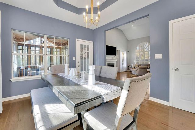 10945 Pinehigh Drive, Alpharetta, GA 30022