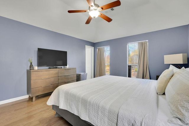 10945 Pinehigh Drive, Alpharetta, GA 30022