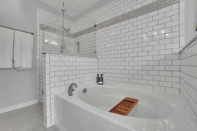 10945 Pinehigh Drive, Alpharetta, GA 30022