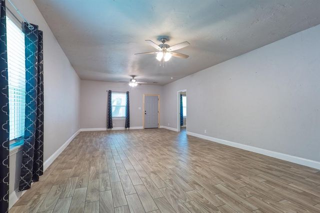 612 N Hobson Avenue, Shawnee, OK 74801