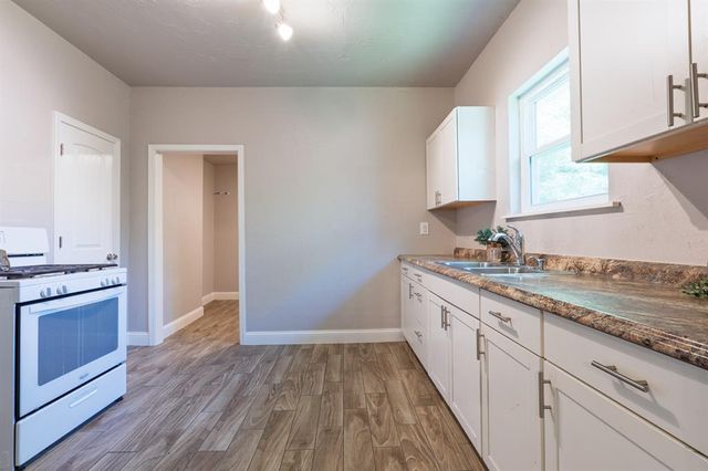 612 N Hobson Avenue, Shawnee, OK 74801