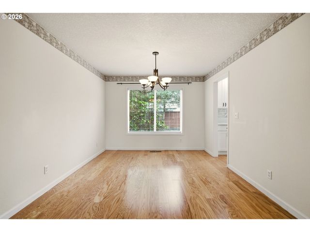 14961 Nw DEERFOOT Ln, Portland, OR 97229