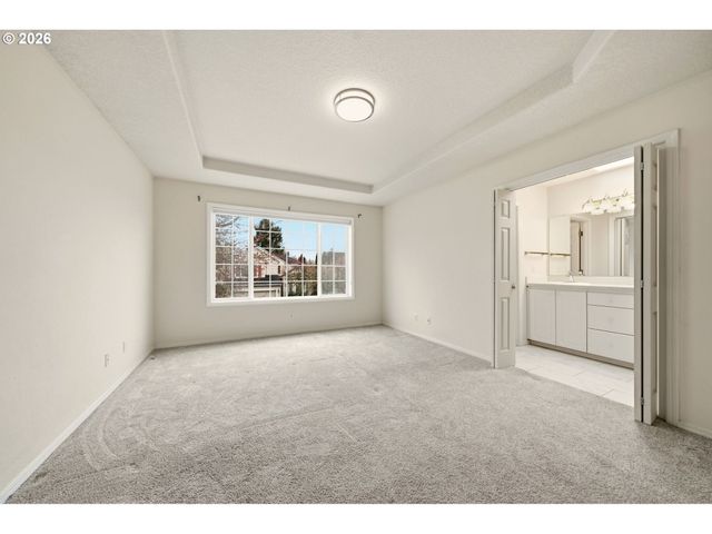 14961 Nw DEERFOOT Ln, Portland, OR 97229