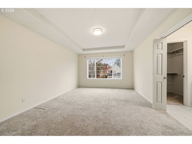 14961 Nw DEERFOOT Ln, Portland, OR 97229