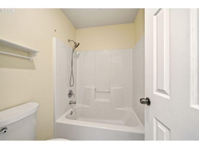 14961 Nw DEERFOOT Ln, Portland, OR 97229