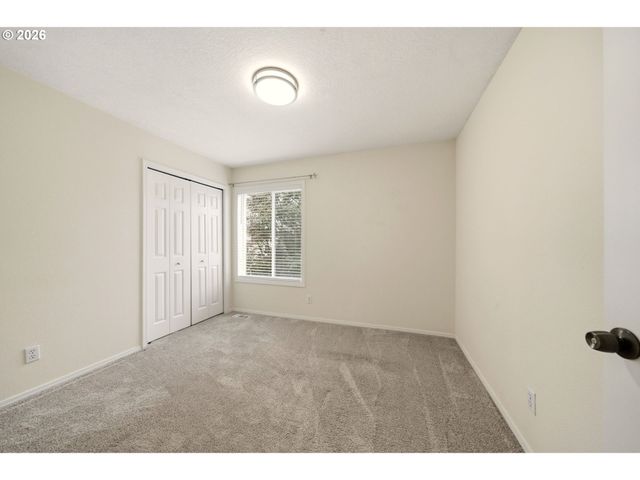 14961 Nw DEERFOOT Ln, Portland, OR 97229