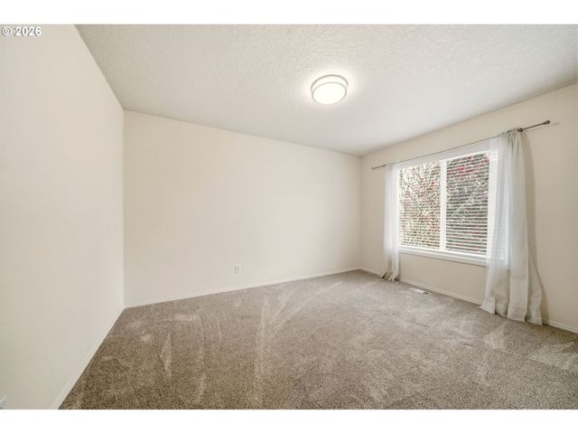 14961 Nw DEERFOOT Ln, Portland, OR 97229