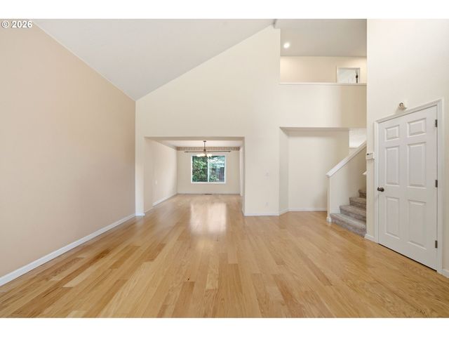 14961 Nw DEERFOOT Ln, Portland, OR 97229