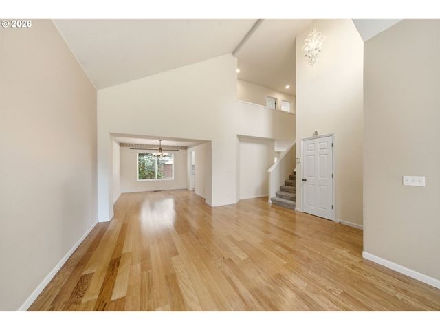 14961 Nw DEERFOOT Ln, Portland, OR 97229