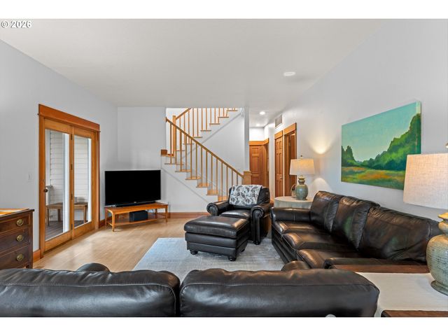 2678 5TH Ave, West Linn, OR 97068