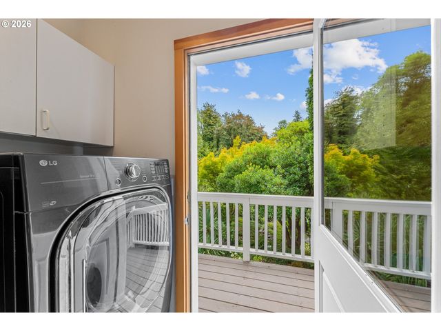 2678 5TH Ave, West Linn, OR 97068