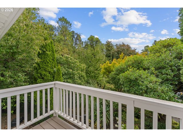2678 5TH Ave, West Linn, OR 97068