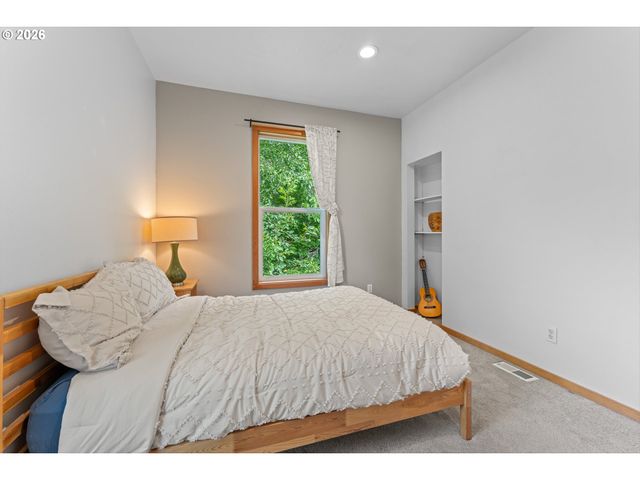 2678 5TH Ave, West Linn, OR 97068