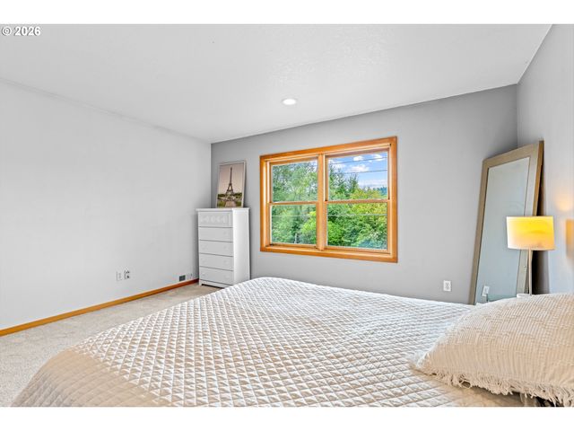 2678 5TH Ave, West Linn, OR 97068
