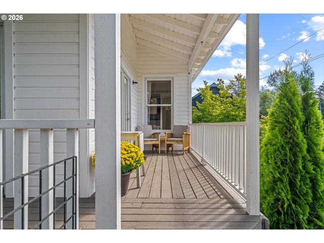 2678 5TH Ave, West Linn, OR 97068