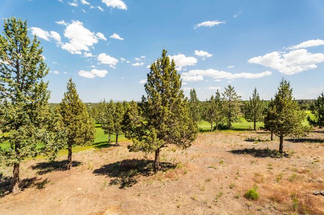 1036 Niagara Falls Drive, Redmond, OR 97756