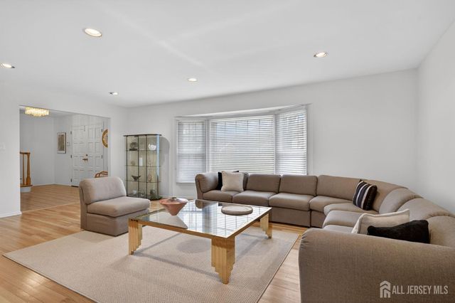 1328 Aaron Road, North Brunswick, NJ 08902