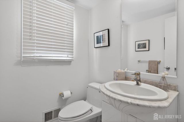 1328 Aaron Road, North Brunswick, NJ 08902