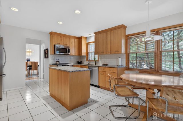 1328 Aaron Road, North Brunswick, NJ 08902